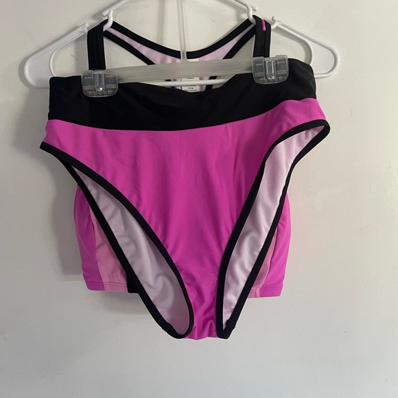 Sports Illustrated Swimsuit in Black and Pink - size medium Bikini Set - Picture 4 of 16